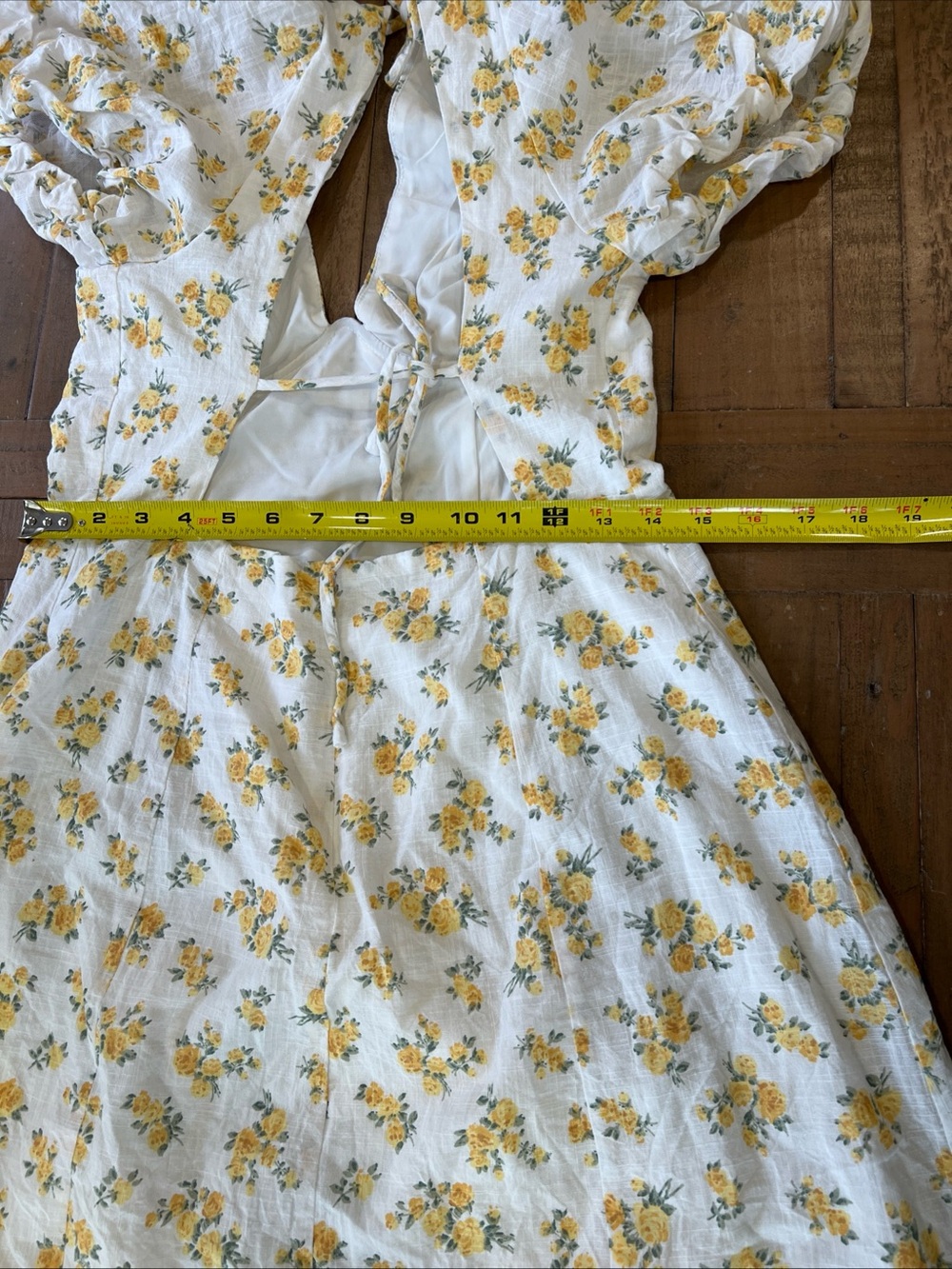 ASTR The Label Lovegrove White Yellow Floral Puff Sleeve Mini Dress Large - Picture 12 of 13